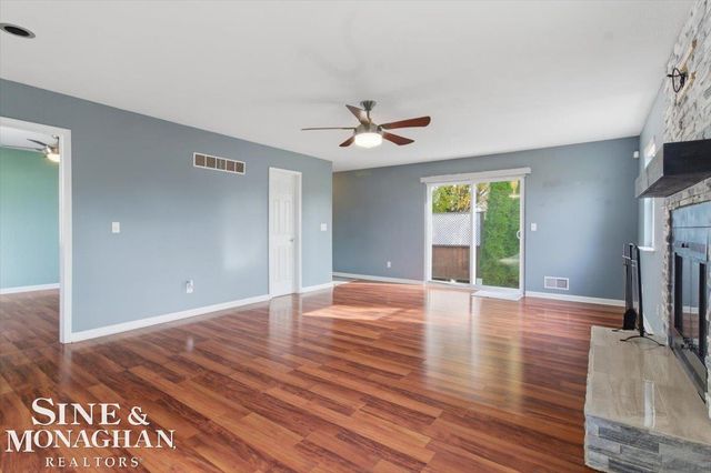 22840 Lake Boulevard, Saint Clair Shores, MI 48082