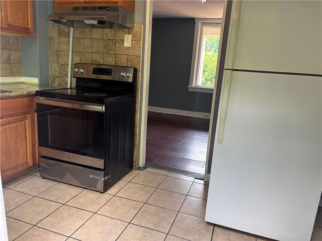 2319 Dartmore, Overbrook, PA 15210