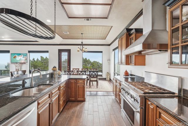 285 Timber Hill, Pipe Creek, TX 78063