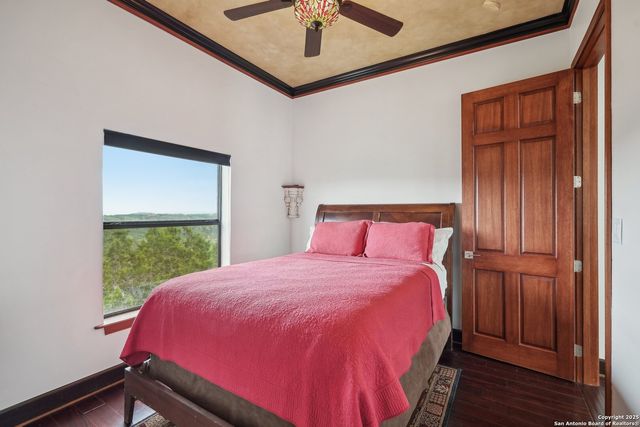 285 Timber Hill, Pipe Creek, TX 78063