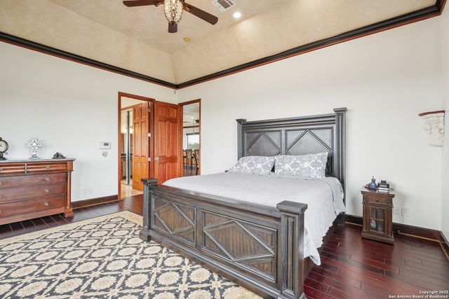 285 Timber Hill, Pipe Creek, TX 78063