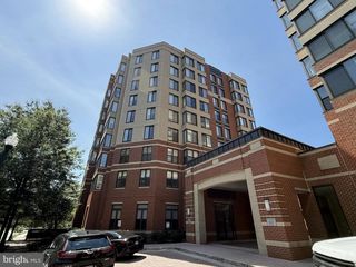 2220 FAIRFAX DR #801, Arlington, VA 22201