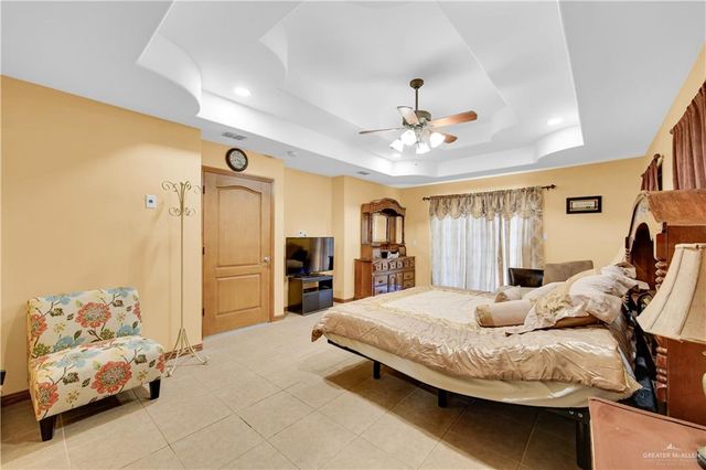 1012 Carolina Avenue, Pharr, TX 78577