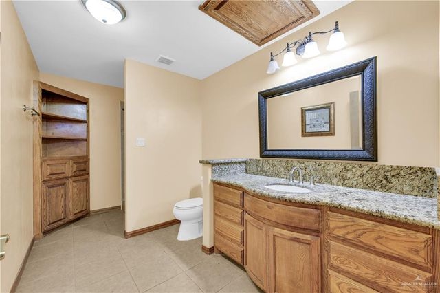 1012 Carolina Avenue, Pharr, TX 78577