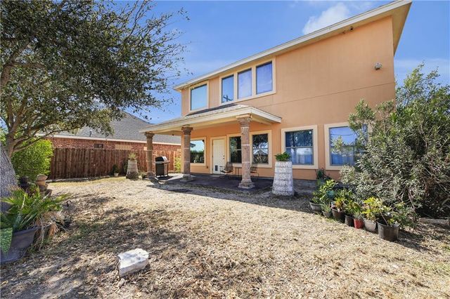 1012 Carolina Avenue, Pharr, TX 78577