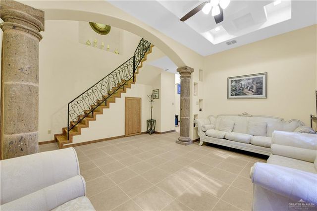 1012 Carolina Avenue, Pharr, TX 78577