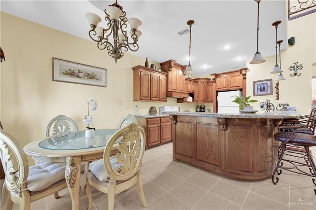 1012 Carolina Avenue, Pharr, TX 78577