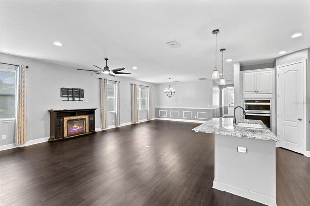 2718 SARZANA LANE, Apopka, FL 32712