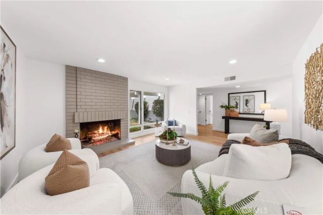 18846 Saginaw, Irvine, CA 92603