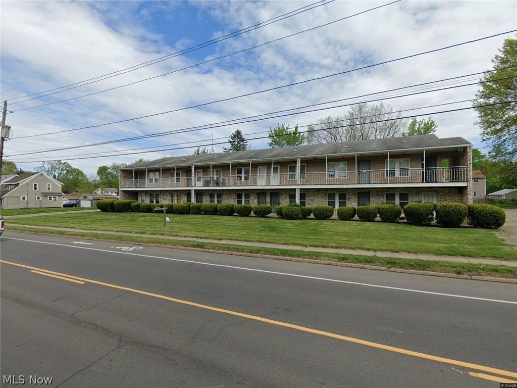 787 E Wilbeth Road 12, Akron, OH 44306