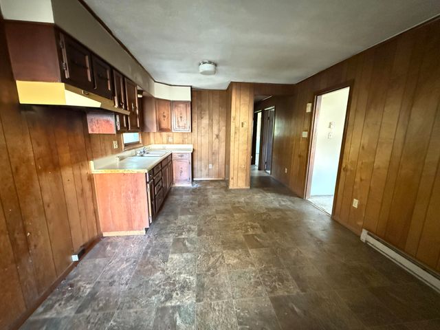 885 Southland DR, Martinsville, VA 24112