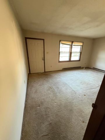 885 Southland DR, Martinsville, VA 24112