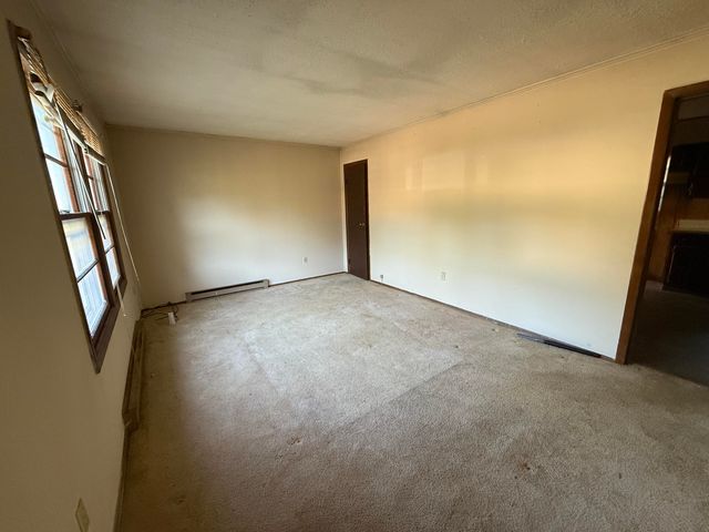 885 Southland DR, Martinsville, VA 24112