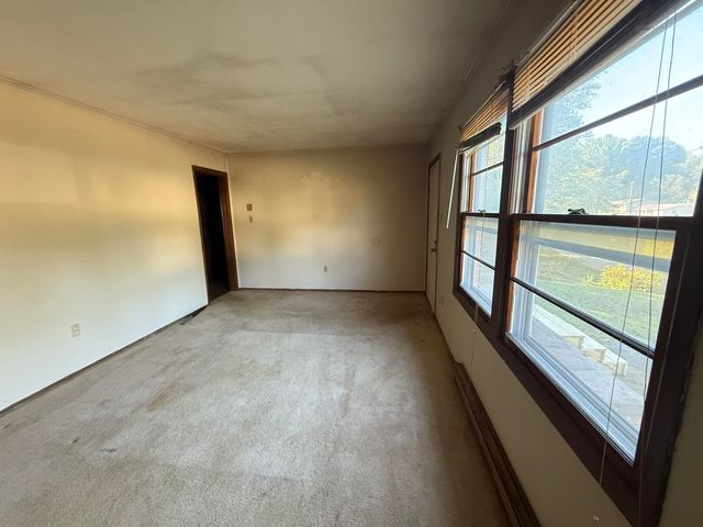 885 Southland DR, Martinsville, VA 24112