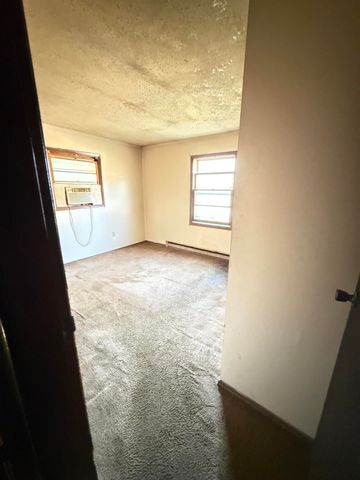 885 Southland DR, Martinsville, VA 24112