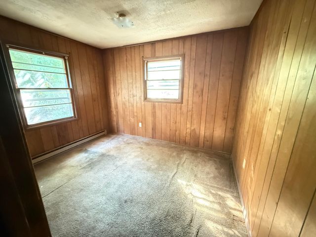 885 Southland DR, Martinsville, VA 24112