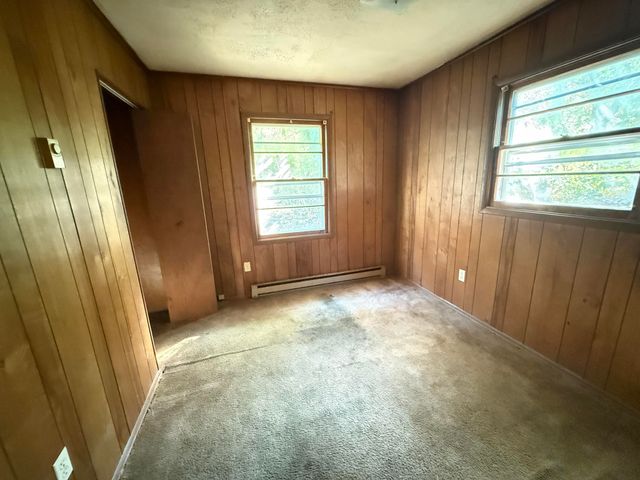 885 Southland DR, Martinsville, VA 24112