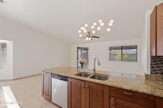 2657 W Lazybrook Drive, Tucson, AZ 85741