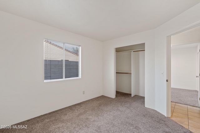 2657 W Lazybrook Drive, Tucson, AZ 85741