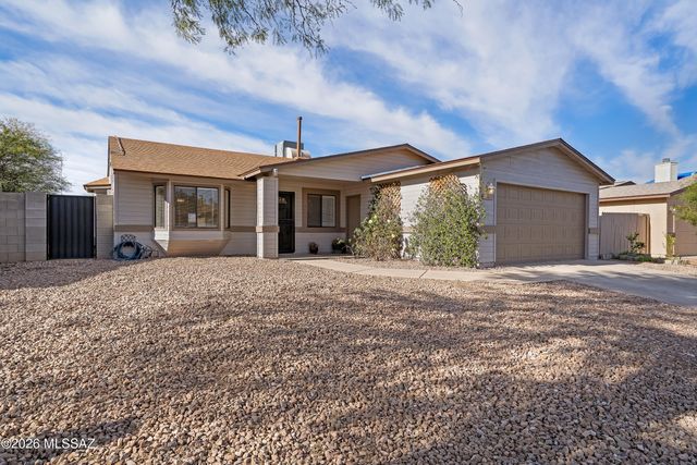 2657 W Lazybrook Drive, Tucson, AZ 85741
