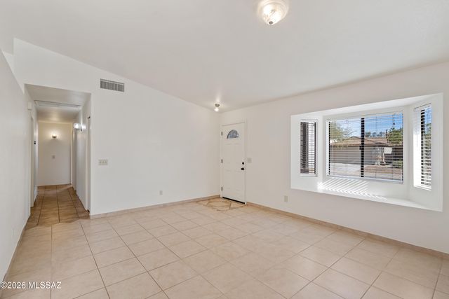 2657 W Lazybrook Drive, Tucson, AZ 85741