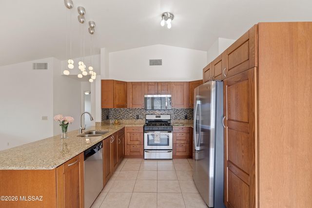 2657 W Lazybrook Drive, Tucson, AZ 85741