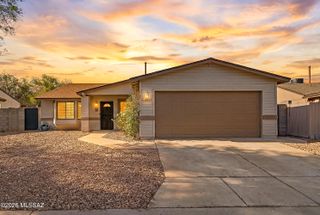 2657 W Lazybrook Drive, Tucson, AZ 85741