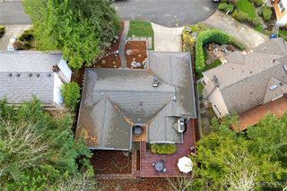 1820 175th Place NE, Bellevue, WA 98008