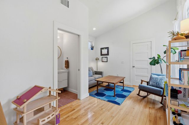 2205 Laramie TRL, Austin, TX 78745