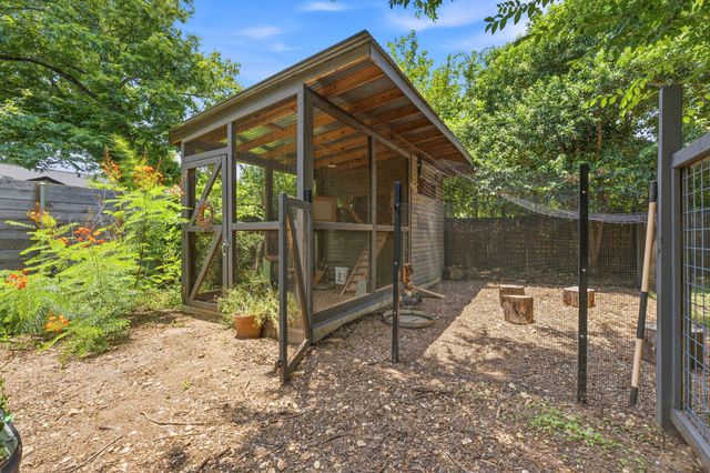 2205 Laramie TRL, Austin, TX 78745