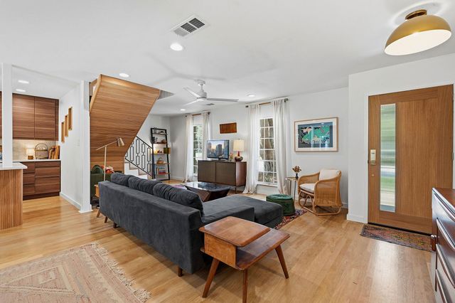 2205 Laramie TRL, Austin, TX 78745