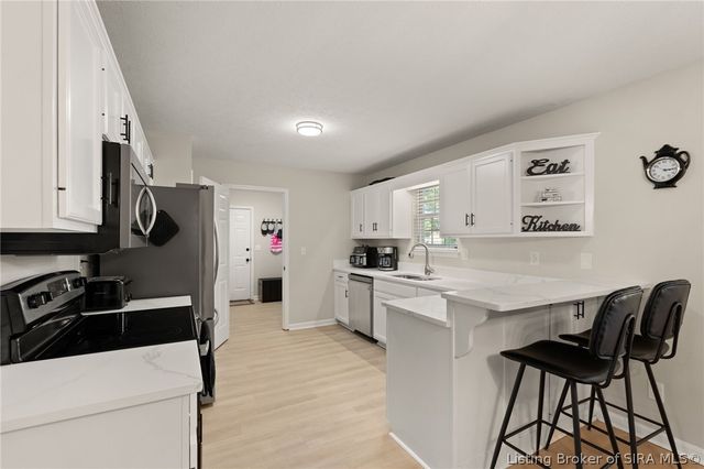 103 Arbor Court, Sellersburg, IN 47172