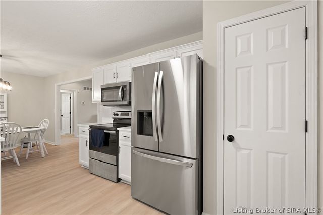 103 Arbor Court, Sellersburg, IN 47172