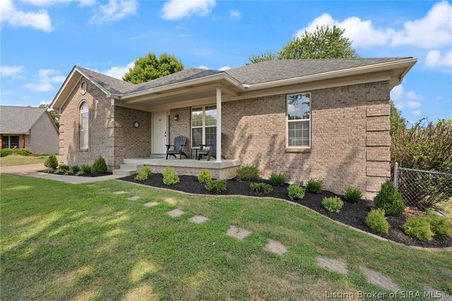 103 Arbor Court, Sellersburg, IN 47172