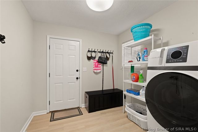 103 Arbor Court, Sellersburg, IN 47172