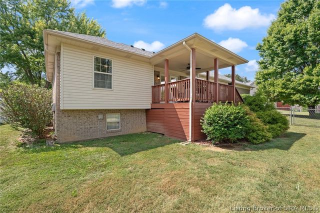 103 Arbor Court, Sellersburg, IN 47172