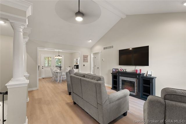 103 Arbor Court, Sellersburg, IN 47172