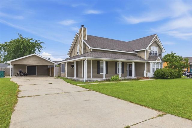 40 Poinsetta Road, Sulphur, LA 70663