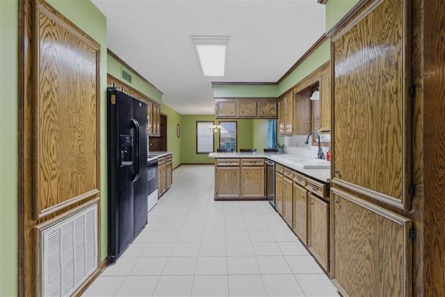 40 Poinsetta Road, Sulphur, LA 70663