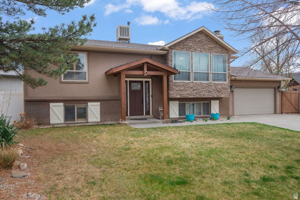 11037 S ROBINSON CIR, Sandy, UT 84092