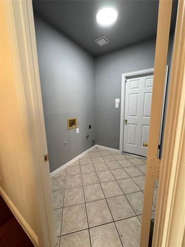 320 Sycamore Drive, Murphy, TX 75094