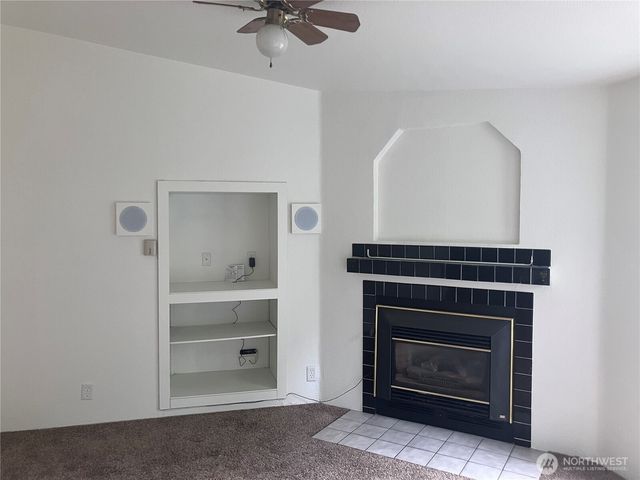 60 N Charles Place, Hoodsport, WA 98548