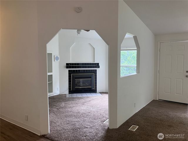 60 N Charles Place, Hoodsport, WA 98548