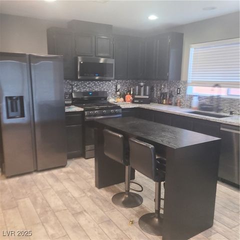 4220 Great Egret Lane, North Las Vegas, NV 89084