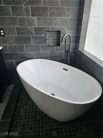 4220 Great Egret Lane, North Las Vegas, NV 89084