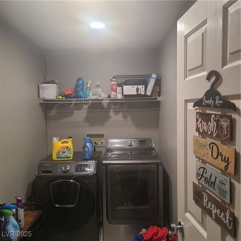 4220 Great Egret Lane, North Las Vegas, NV 89084