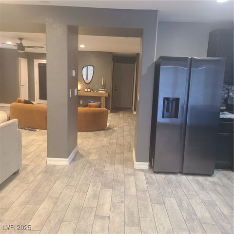 4220 Great Egret Lane, North Las Vegas, NV 89084