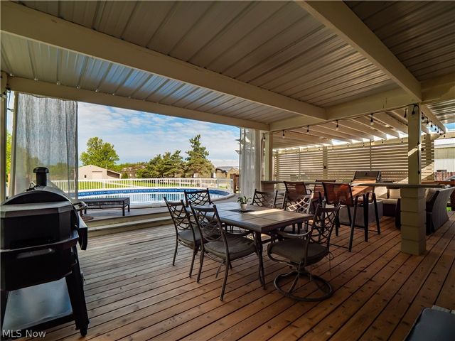 4802 Center Road, Avon, OH 44011