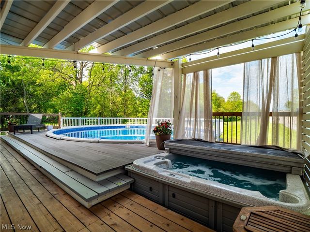 4802 Center Road, Avon, OH 44011