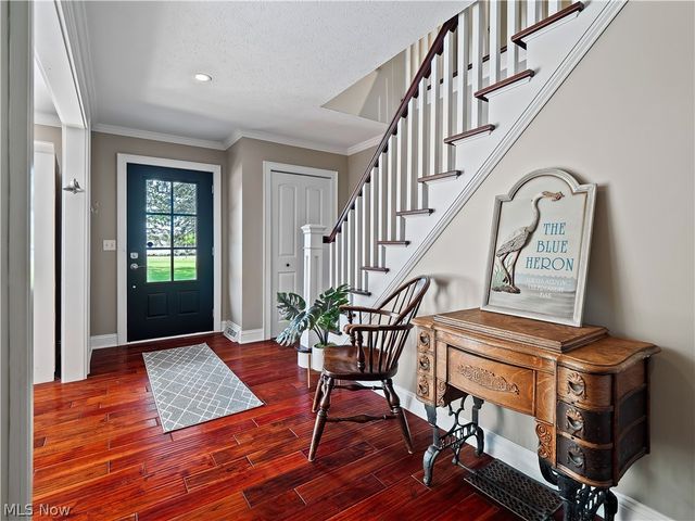 4802 Center Road, Avon, OH 44011